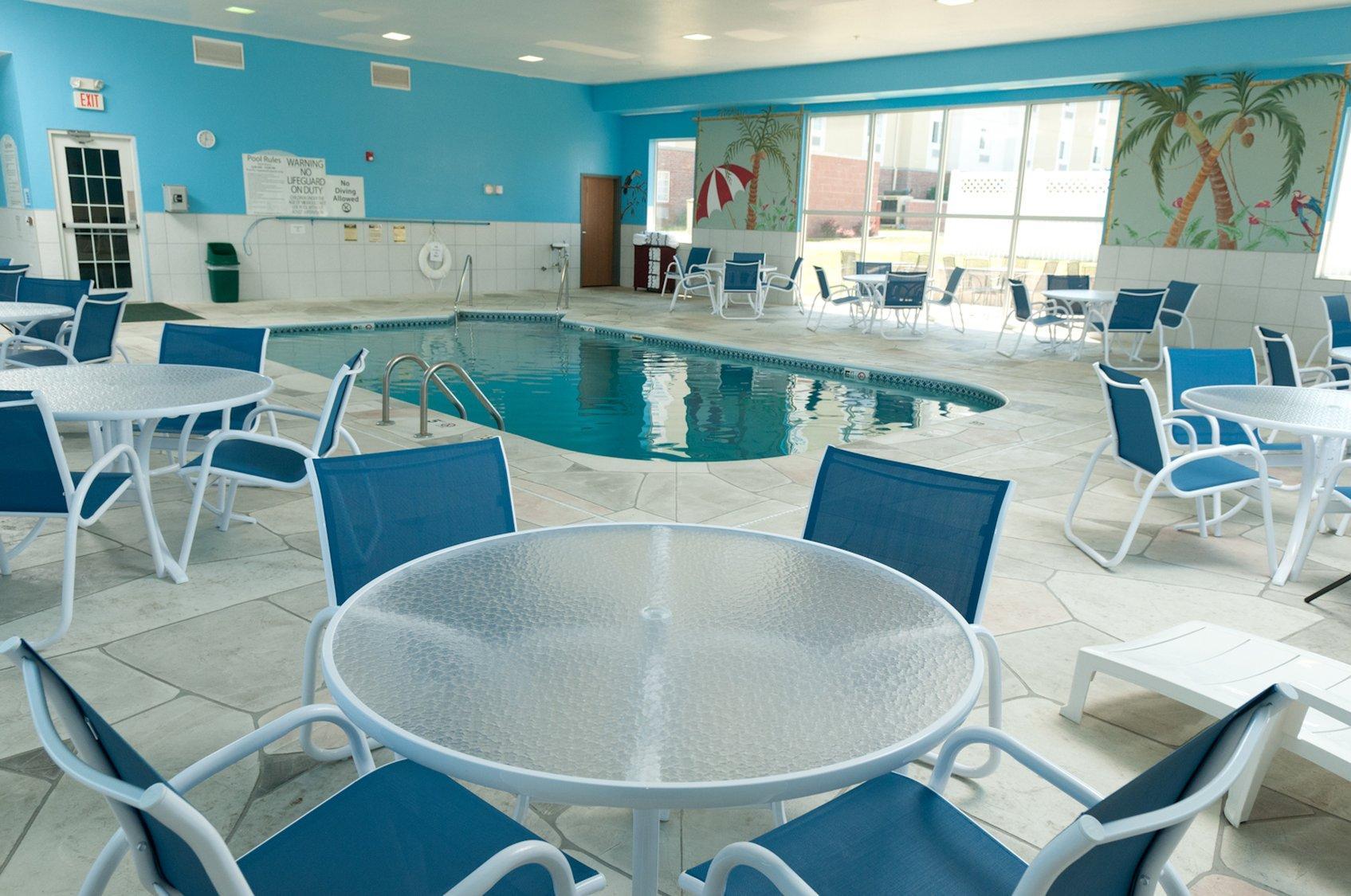 Holiday Inn Express Hotel & Suites Bloomington-Normal University Area By Ihg Exterior foto